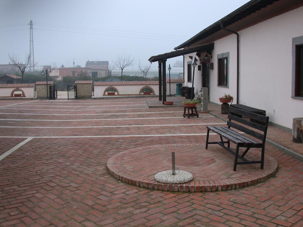 Agriturismo Torre Cristina Aprilia Exterior foto